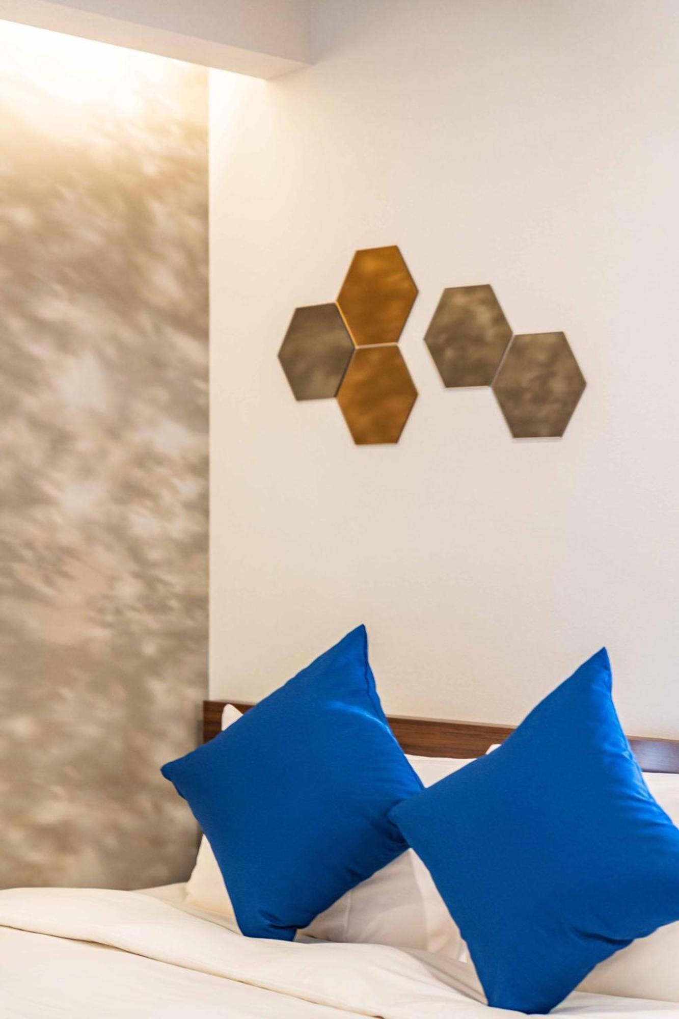 Fds Aura Apartment Osaka Luaran gambar
