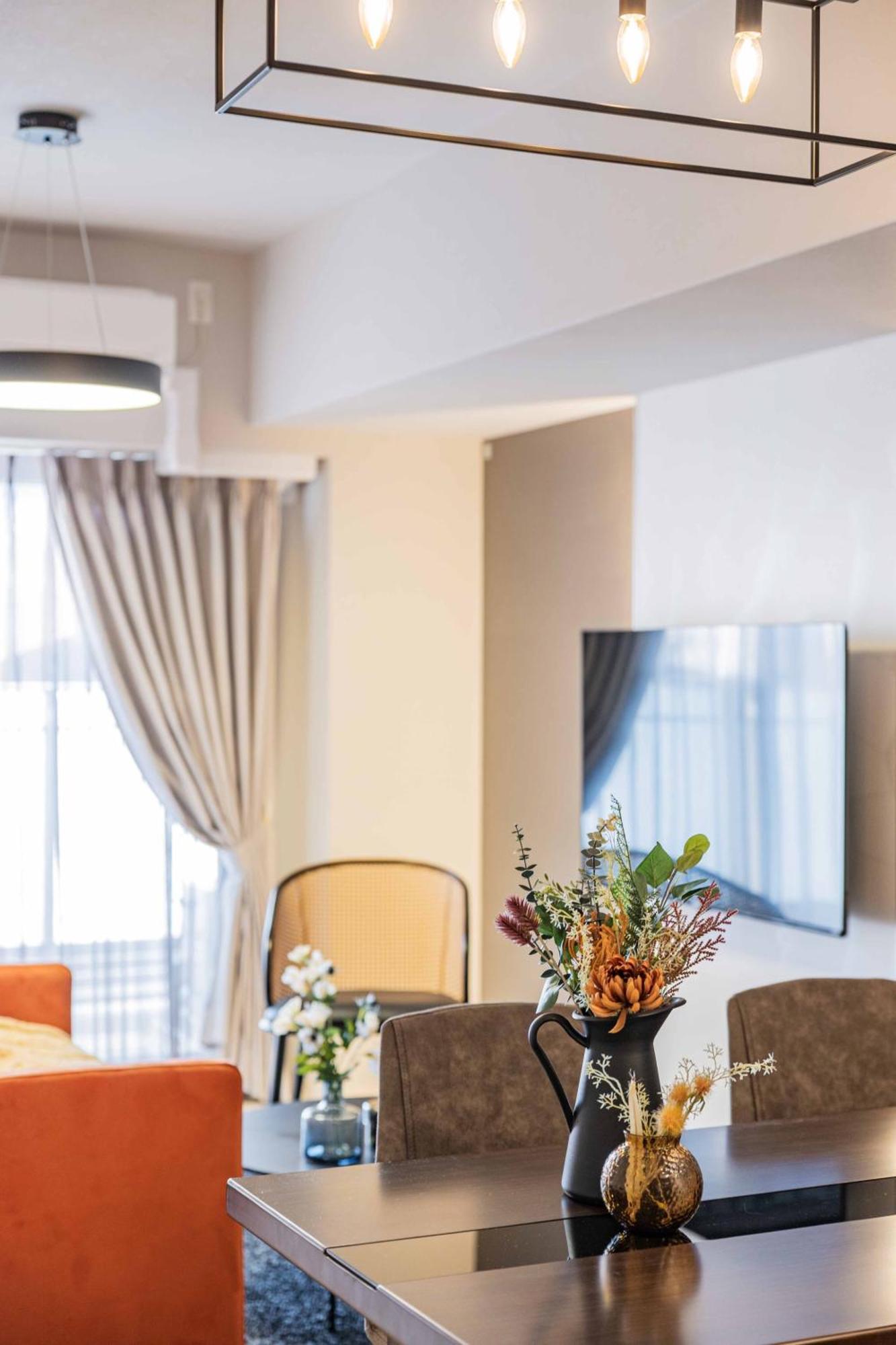Fds Aura Apartment Osaka Luaran gambar