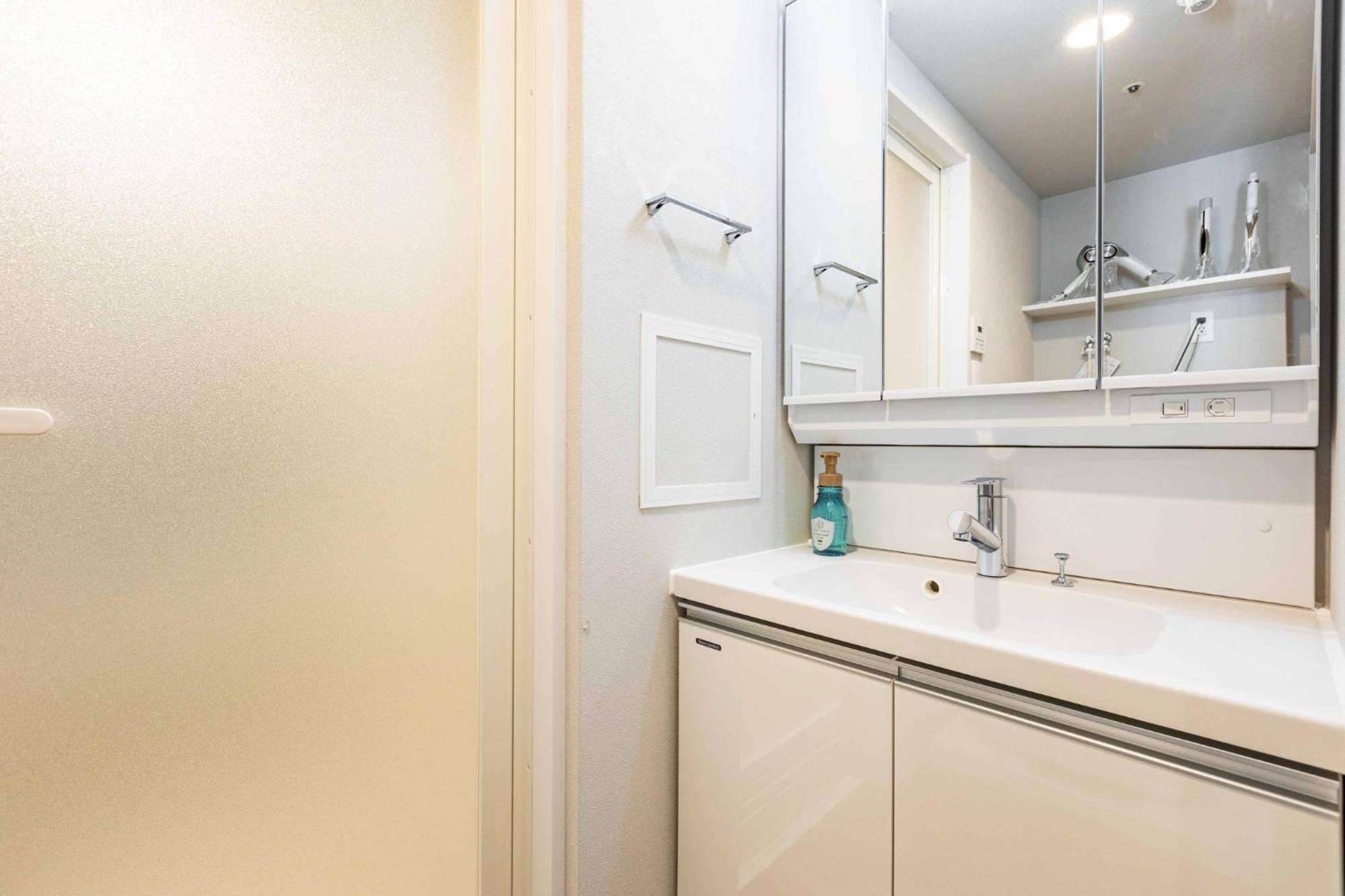 Fds Aura Apartment Osaka Luaran gambar